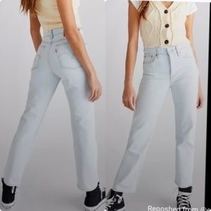 Levi's Wedgie Straight Jean